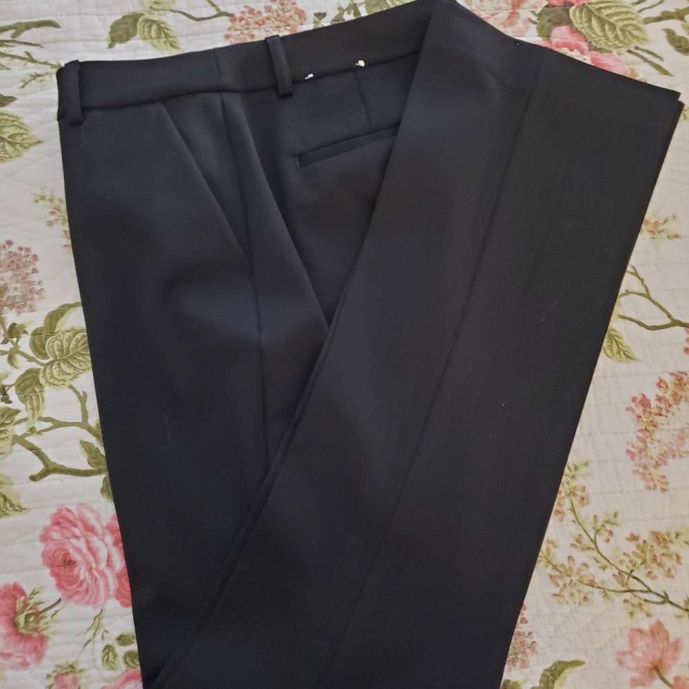 Express Columnist Barely Boot